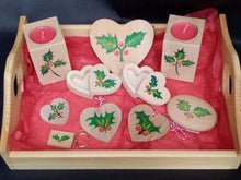 Load image into Gallery viewer, "Holly design" wooden craft